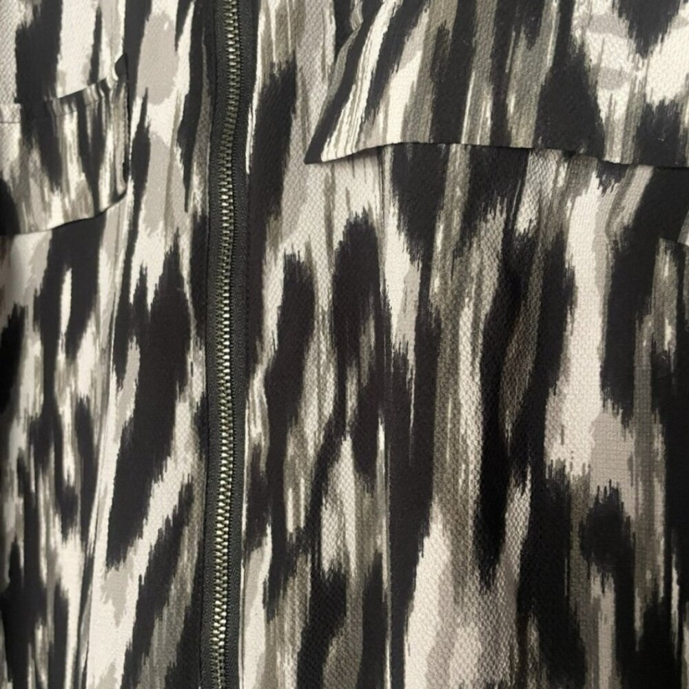 Rock & Republic Edgy Rocker Zipper Tunic Shirt M Black White Abstract Print - Picture 7 of 12